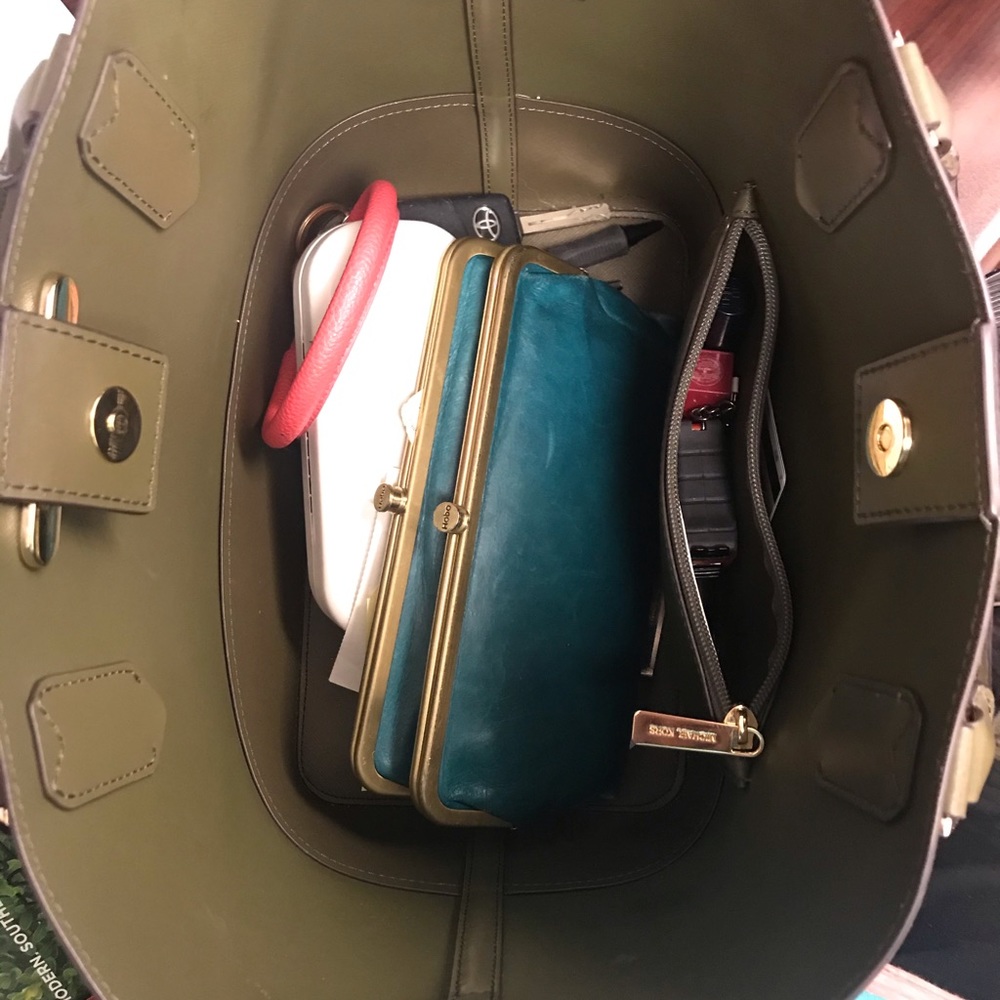 Brand New Michael Kors Purse
